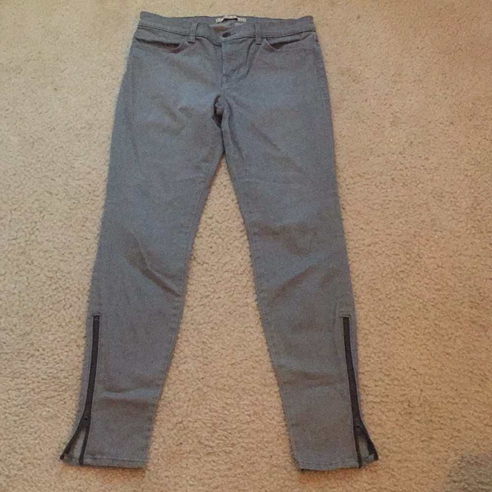 Gray Women's Jeans with Zipper Detail
